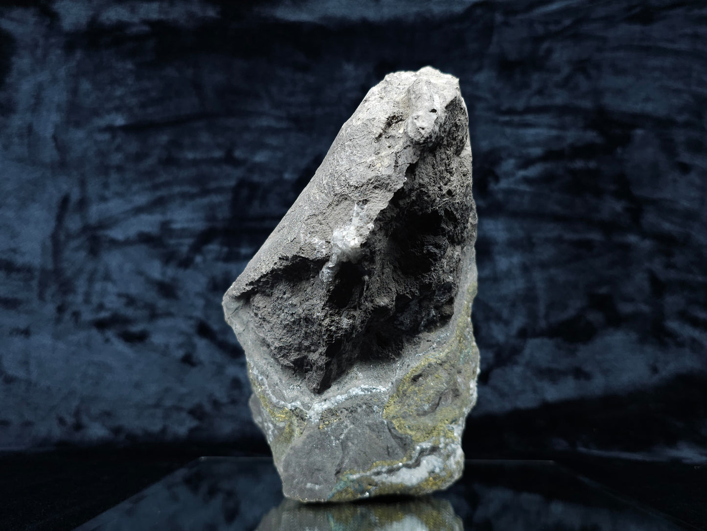 #55013 Fossil flower with peacock ore Chalcopyrite coating with hydrothermal Calcite deposit it also have uncommon hard to find Chalcopyrite flake formation with multiple fossils in the matrix