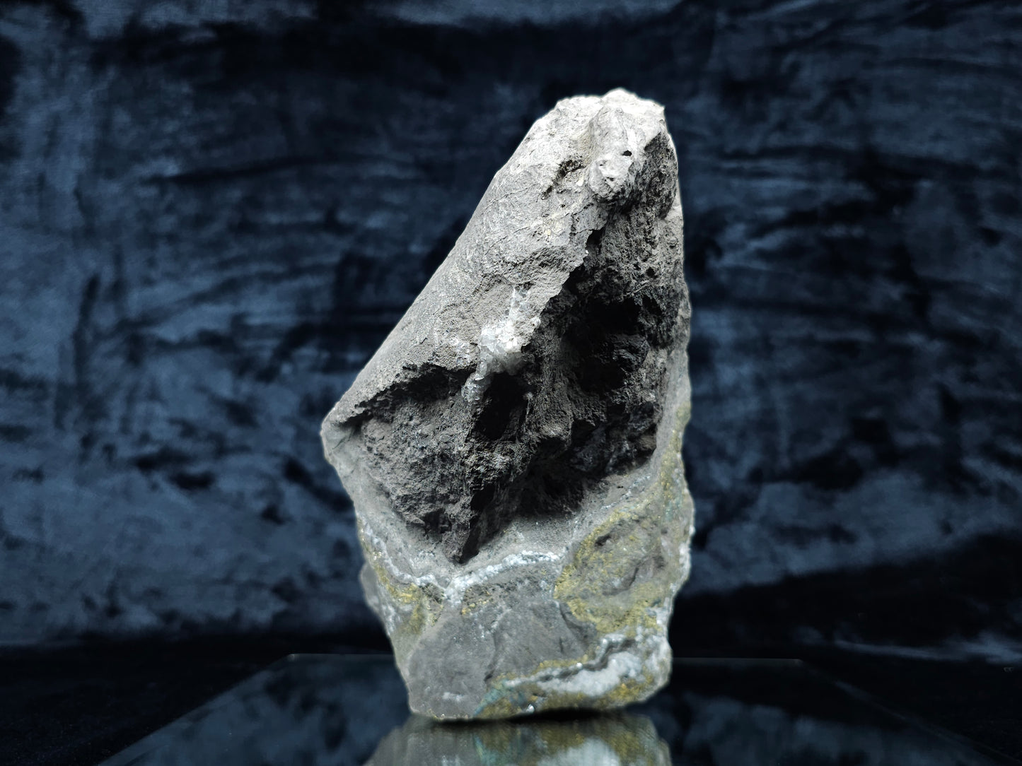 #55013 Fossil flower with peacock ore Chalcopyrite coating with hydrothermal Calcite deposit it also have uncommon hard to find Chalcopyrite flake formation with multiple fossils in the matrix