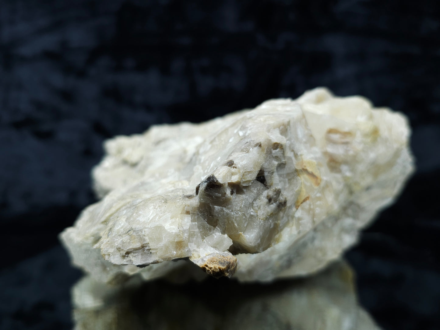 #88178 Spirit Quartz on cream-white Calcite pseudomorph after Combined form, Calcite pseudomorph after iron Dolomite coating on Combined form Calcite on matrix