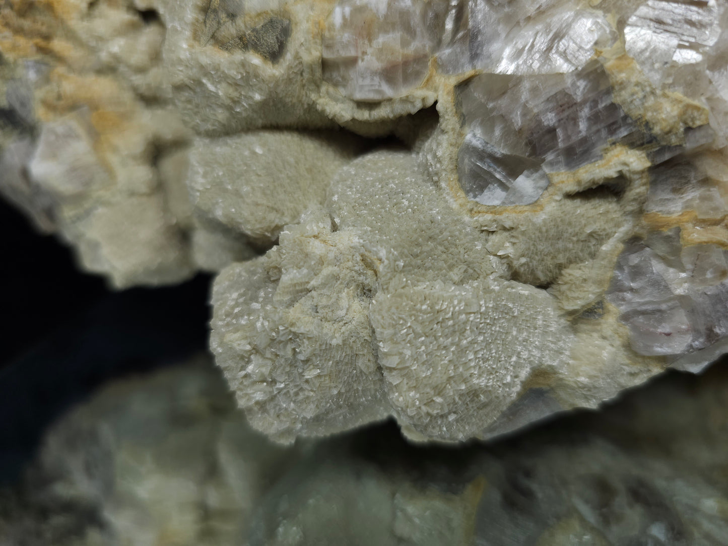 #88176 Purple Quartz geode with Spirit Gwindel Quartz on cream-white Calcite pseudomorph after Combined form Calcite on Calcite and Sedimentary matrix