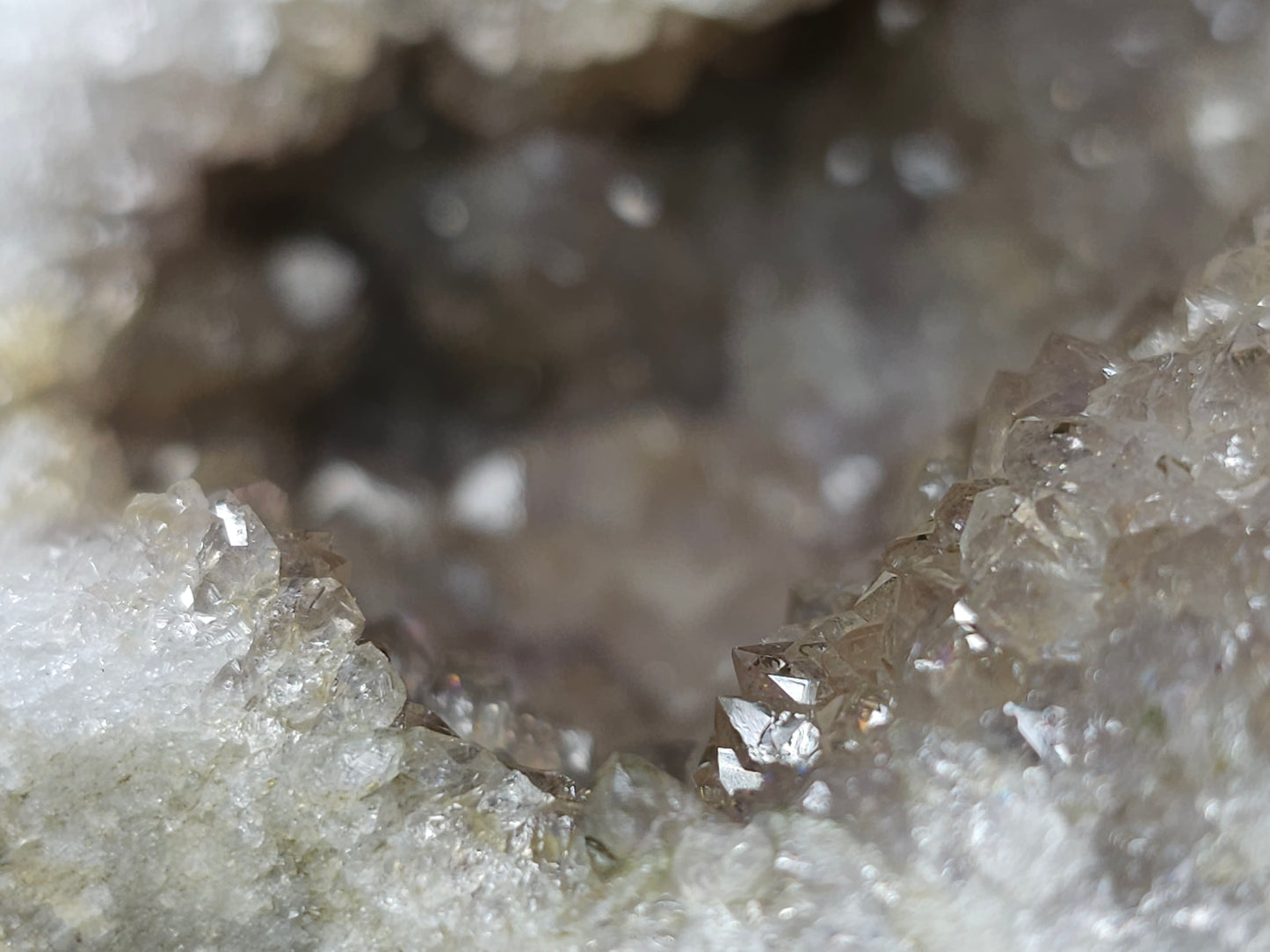 #88176 Purple Quartz geode with Spirit Gwindel Quartz on cream-white Calcite pseudomorph after Combined form Calcite on Calcite and Sedimentary matrix