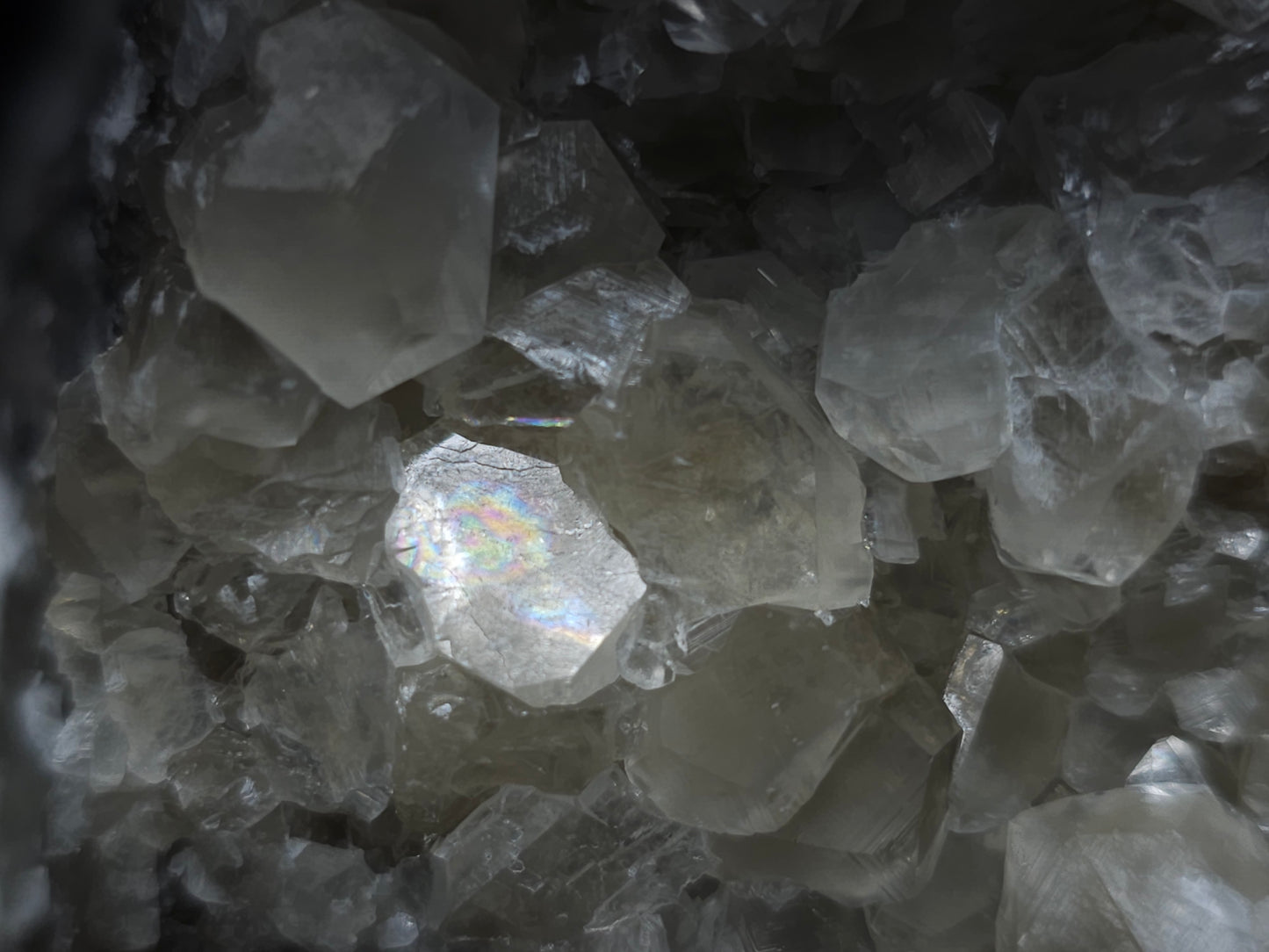 #33128 Super clear Nailhead Spar Calcite geode with Chalcopyrite ore and multiple small fossils in the matrix