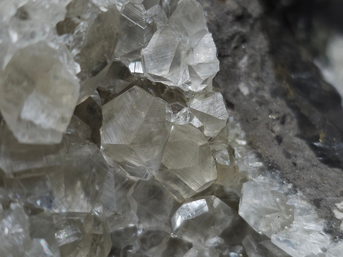 #33130 Super clear Nailhead Spar Calcite geode with Chalcopyrite ore and multiple small fossils in the matrix