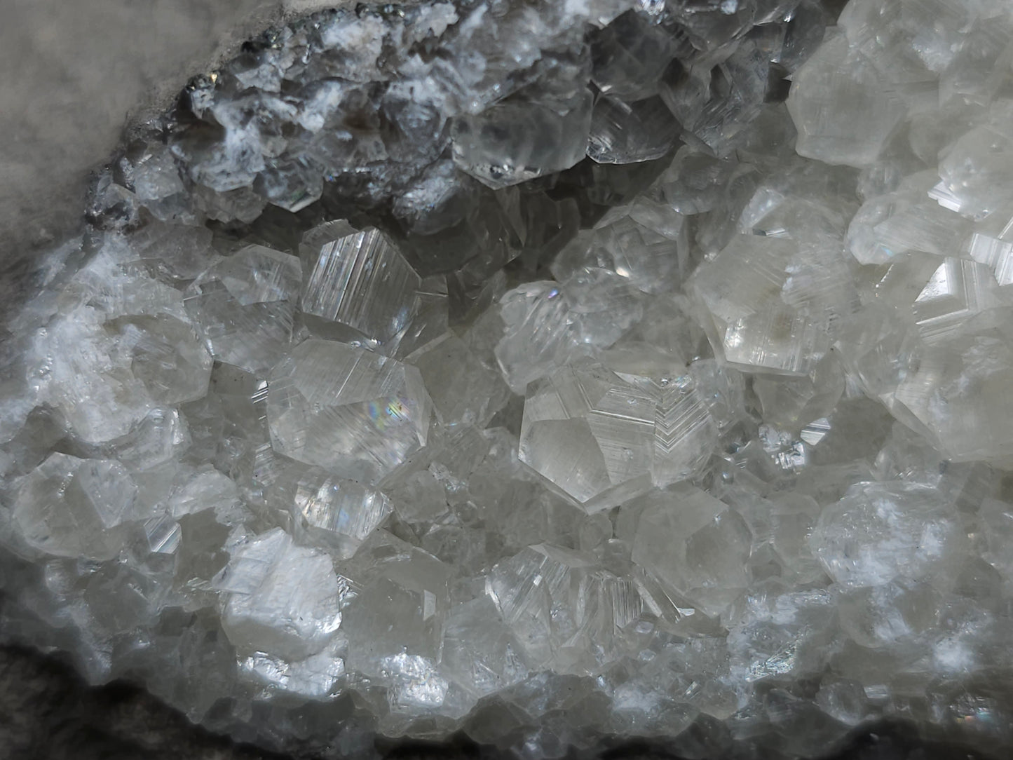 #33132 Super clear Nailhead Spar Calcite cluster with Chalcopyrite ore and multiple small fossils in the matrix