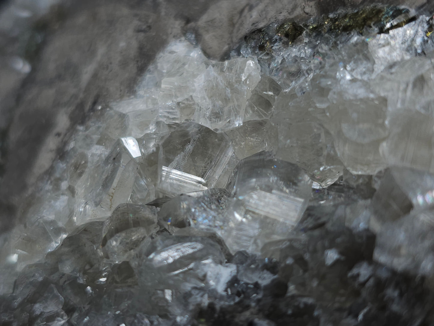 #33144 Super clear Nailhead Spar Calcite cluster with Chalcopyrite ore and multiple small fossils in the matrix
