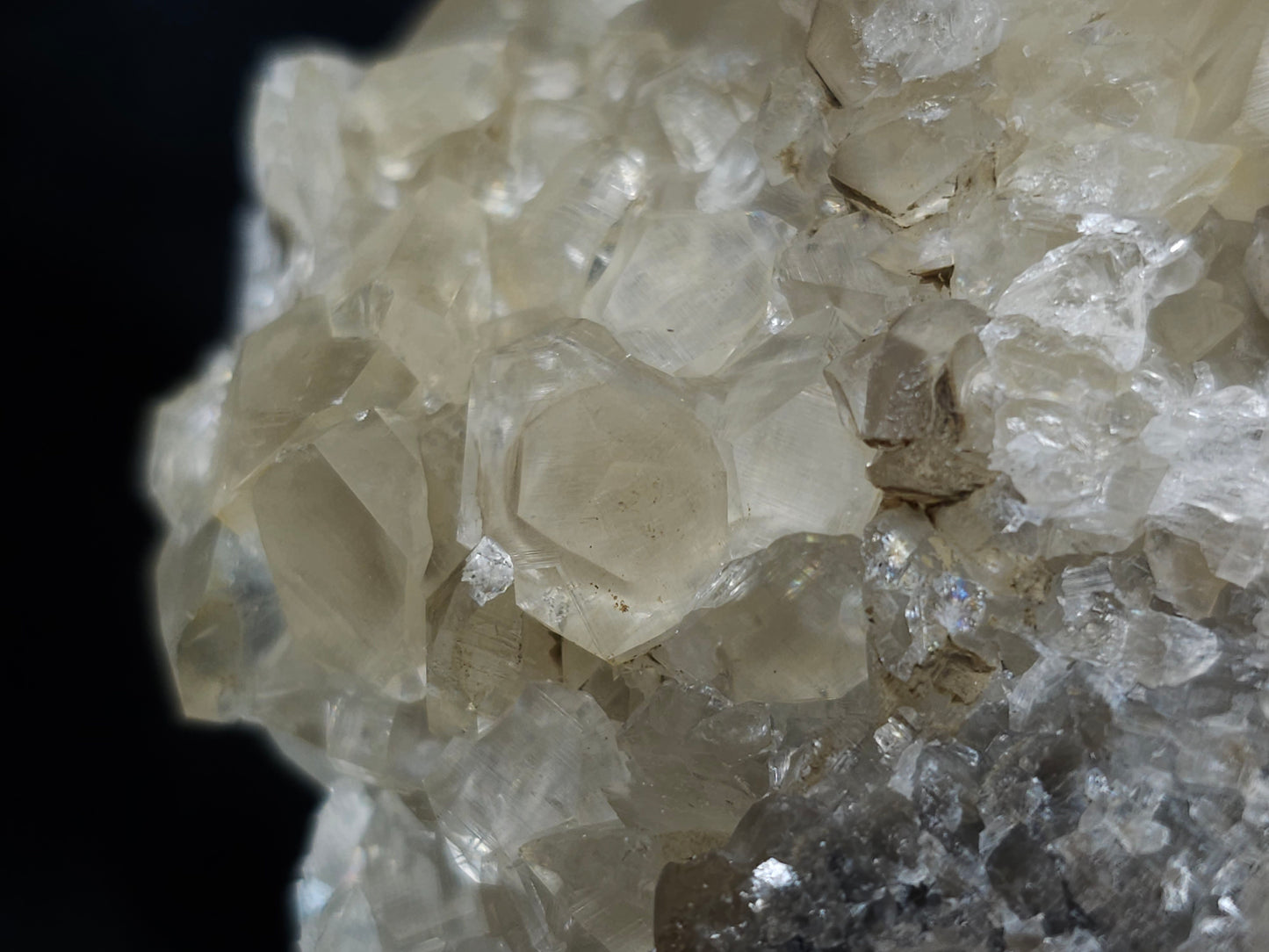 #33142 Super clear Nailhead Spar Calcite cluster with Chalcopyrite ore and multiple small fossils in the matrix