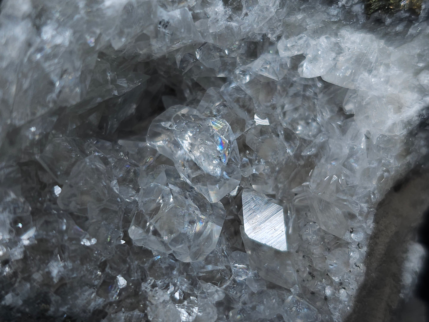 #33134 Super clear Nailhead Spar Calcite cluster with Chalcopyrite ore and multiple small fossils in the matrix