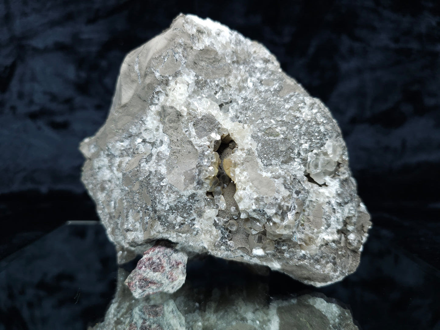 #33148 Super clear Nailhead Spar Calcite cluster with Chalcopyrite ore and multiple small fossils in the matrix
