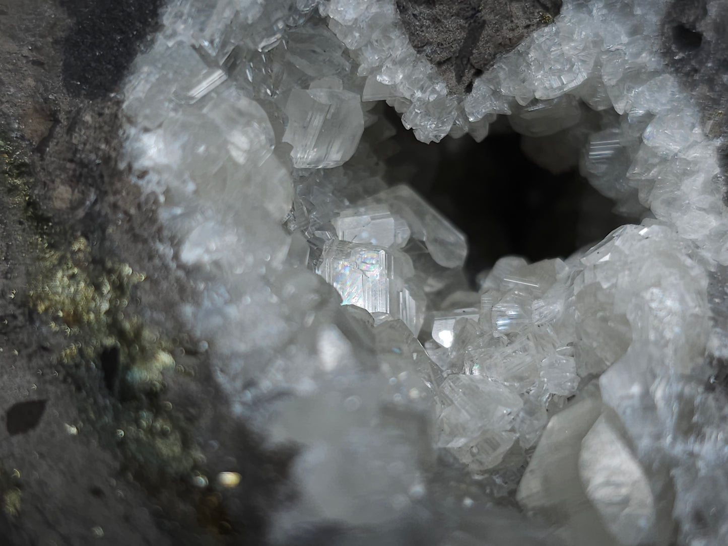 #33136 Super clear Nailhead Spar Calcite geode with Chalcopyrite ore and multiple small fossils in the matrix