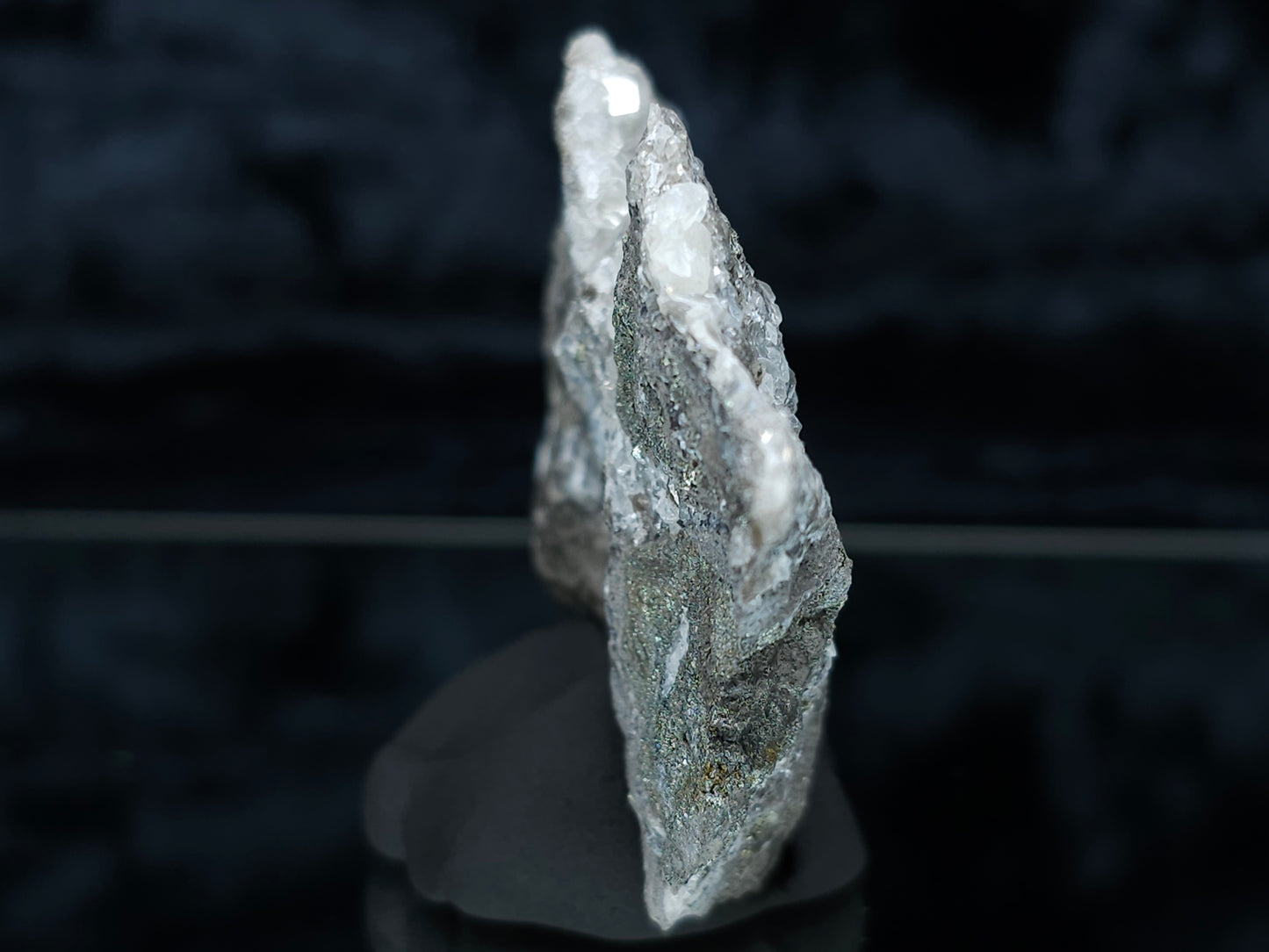 #33154 Super clear Nailhead Spar Calcite cluster with Chalcopyrite ore and multiple small fossils in the matrix