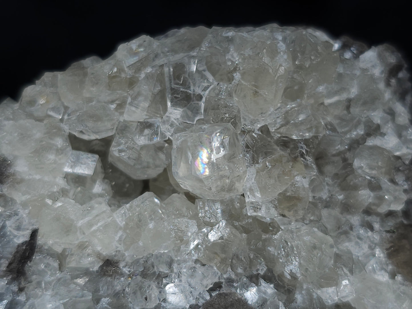 #33153 Super clear Nailhead Spar Calcite cluster with Chalcopyrite ore and multiple small fossils in the matrix
