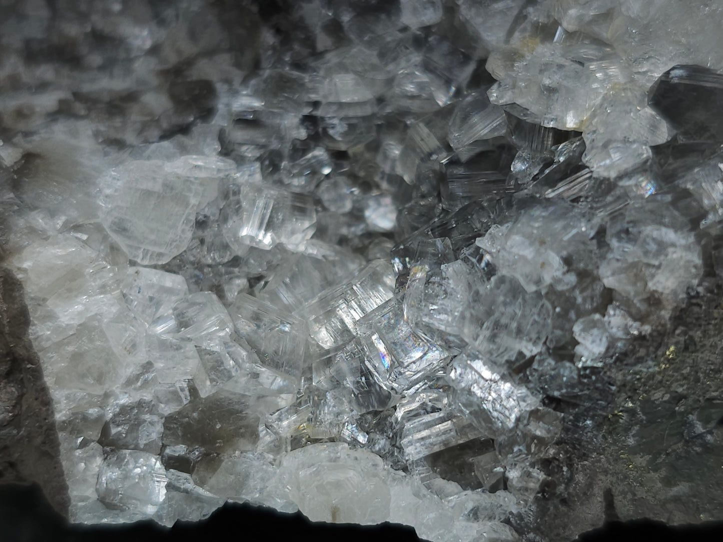 #33157 Super clear Nailhead Spar Calcite cluster with Chalcopyrite ore and multiple small fossils in the matrix