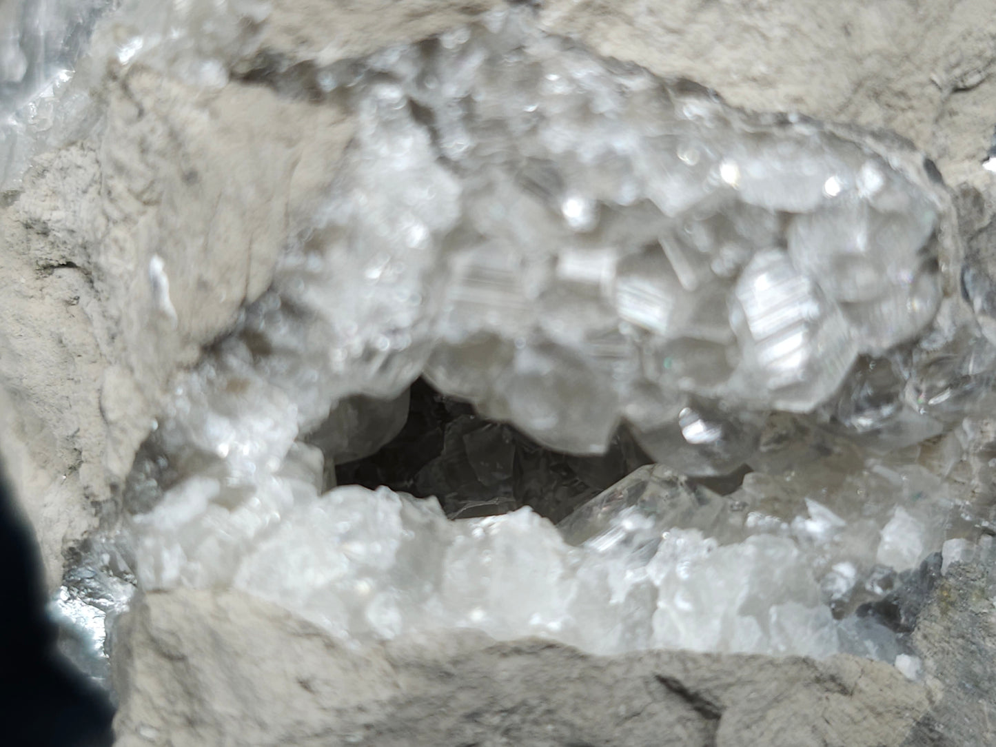 #33158 Super clear Nailhead Spar Calcite geode with Chalcopyrite ore and multiple small fossils in the matrix