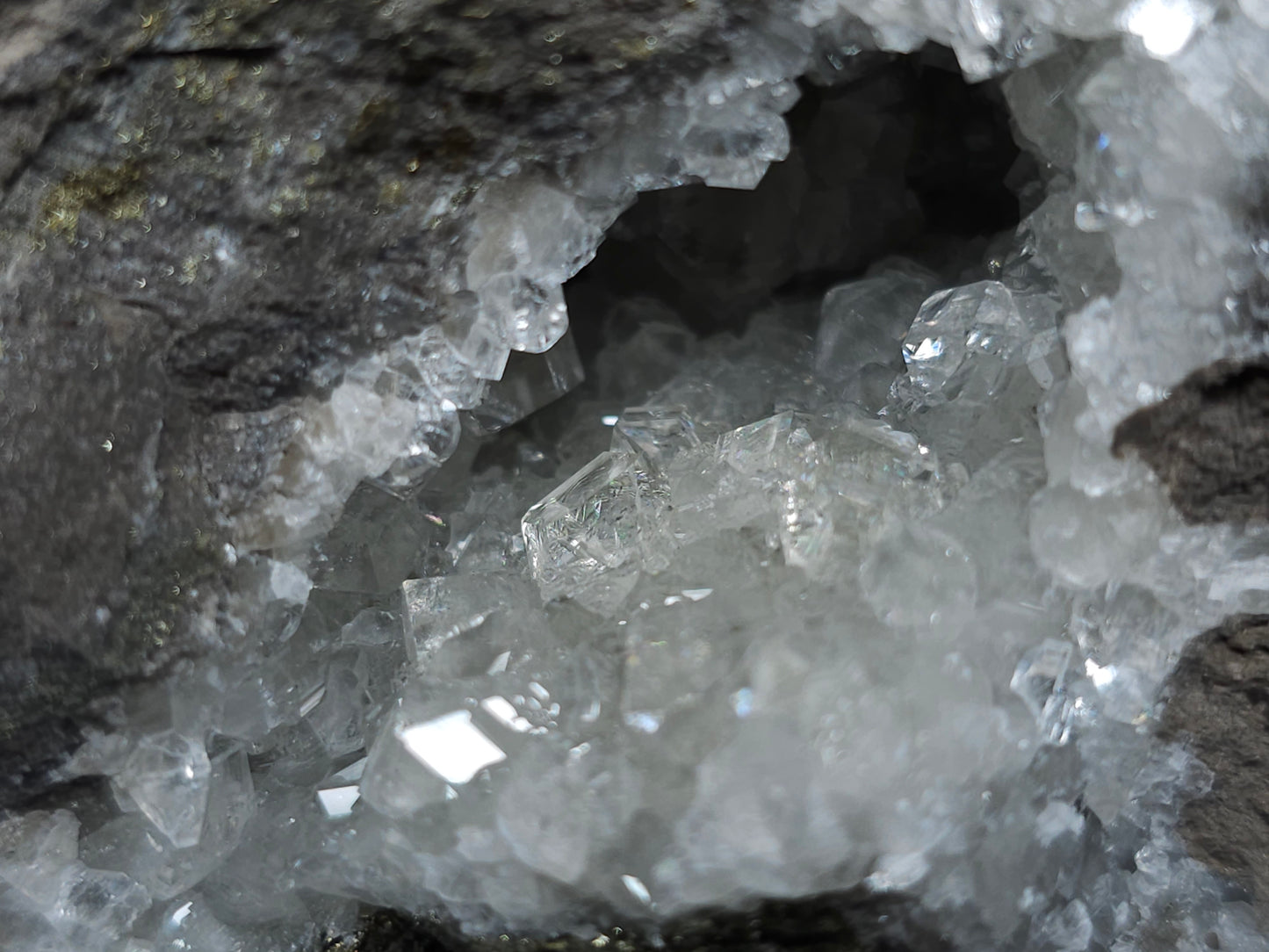 #33159 Super clear Nailhead Spar Calcite geode with Chalcopyrite ore and multiple small fossils in the matrix
