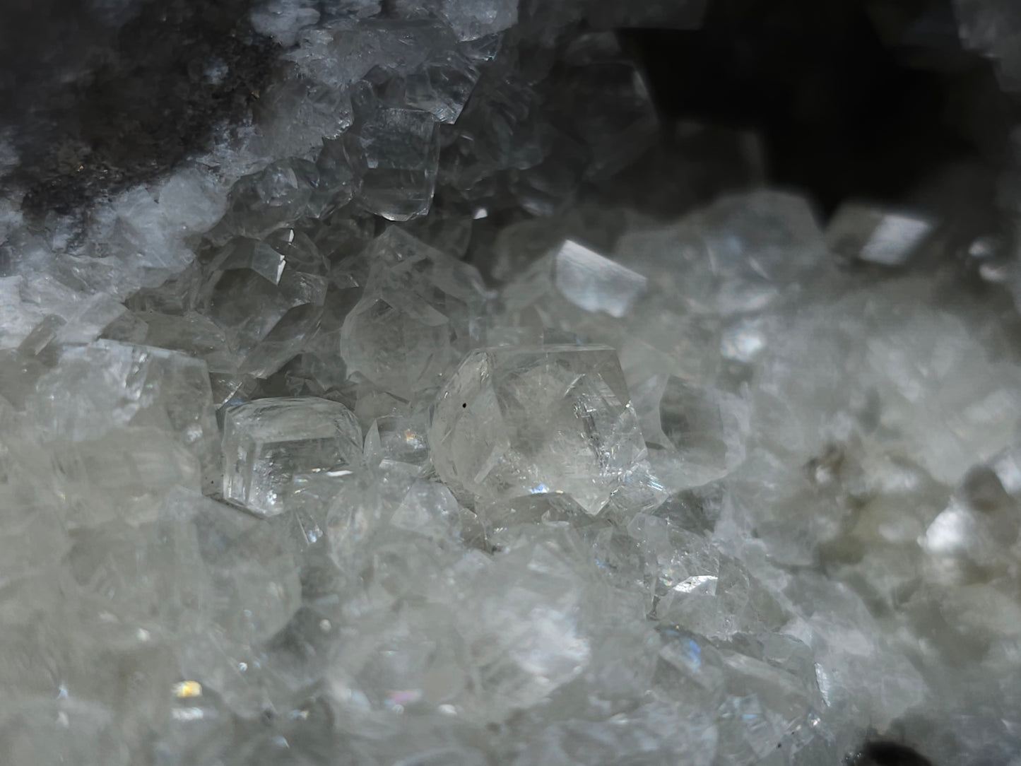 #33163 Super clear Nailhead Spar Calcite geode with Chalcopyrite ore and multiple small fossils in the matrix