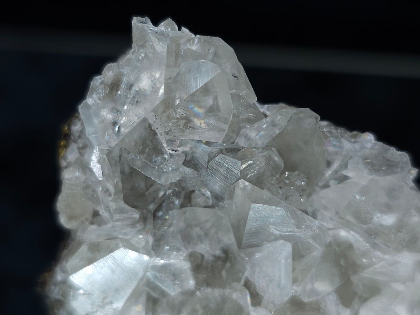 #33164 Super clear Nailhead Spar Calcite cluster with Chalcopyrite ore and multiple small fossils in the matrix