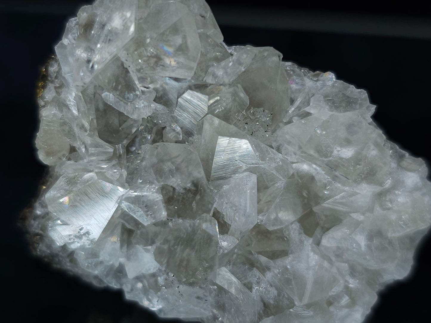 #33164 Super clear Nailhead Spar Calcite cluster with Chalcopyrite ore and multiple small fossils in the matrix