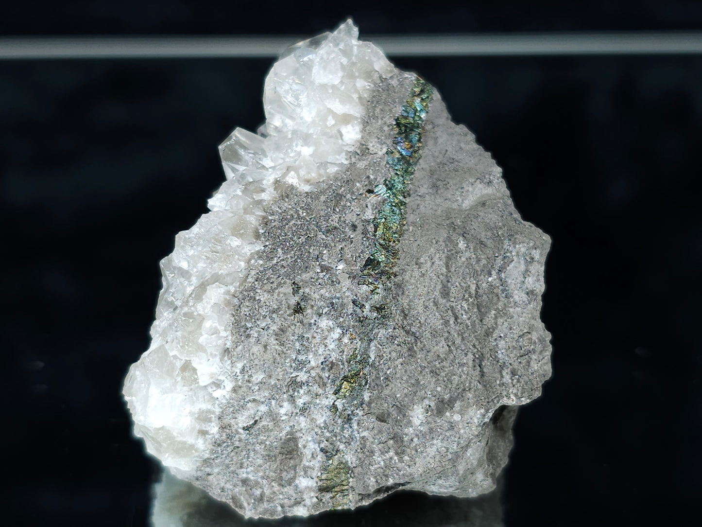 #33164 Super clear Nailhead Spar Calcite cluster with Chalcopyrite ore and multiple small fossils in the matrix