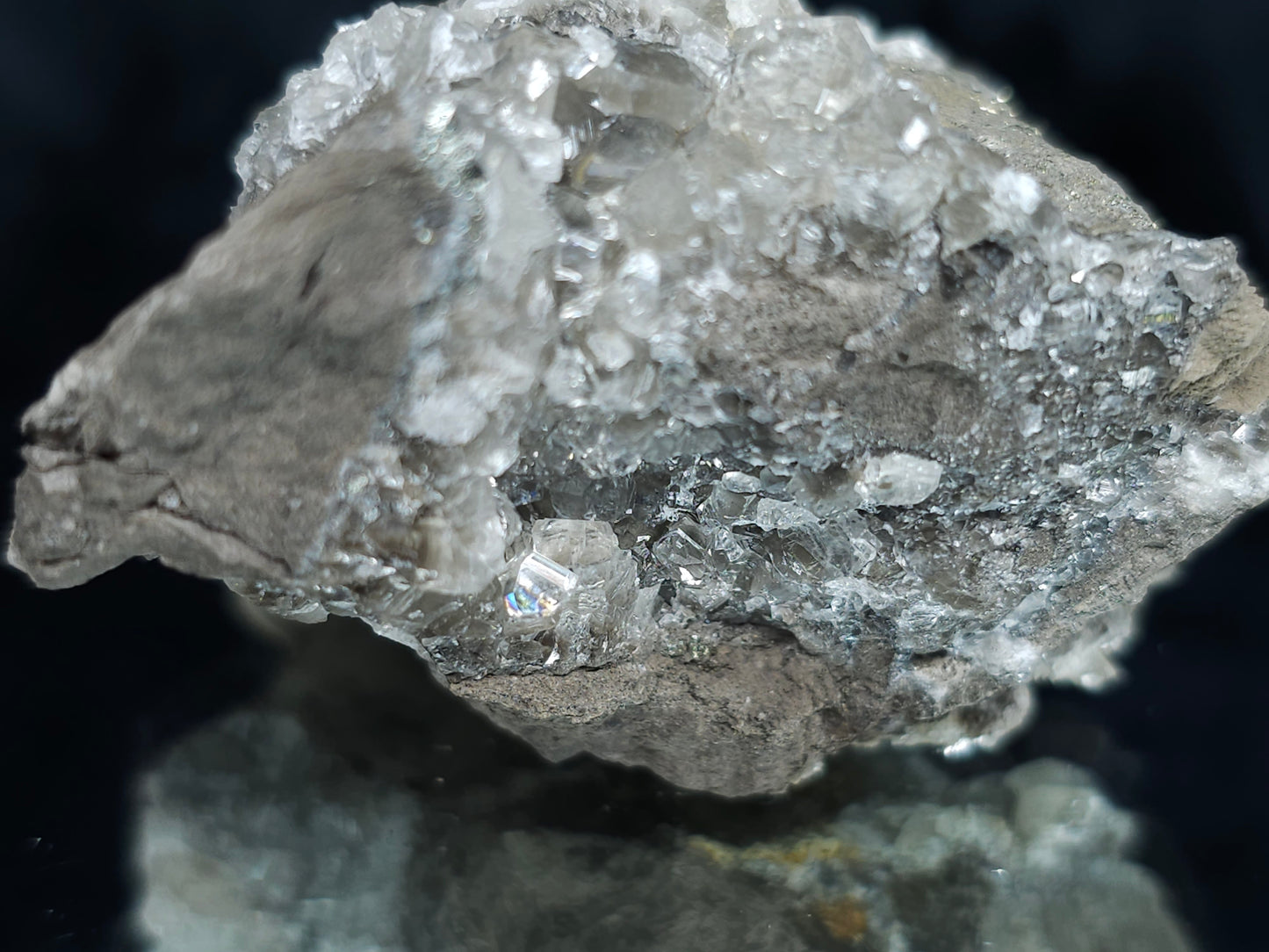 #33165 Super clear Nailhead Spar Calcite cluster with Chalcopyrite ore and multiple small fossils in the matrix