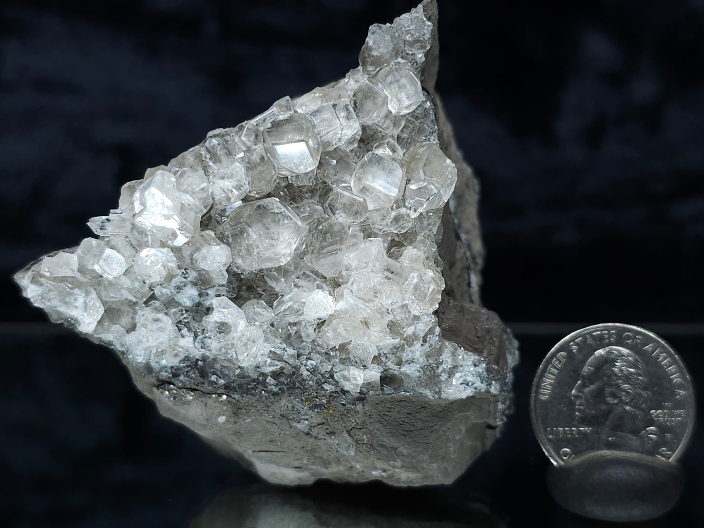 #33171 Super clear Nailhead Spar Calcite cluster with Chalcopyrite ore and multiple small fossils in the matrix