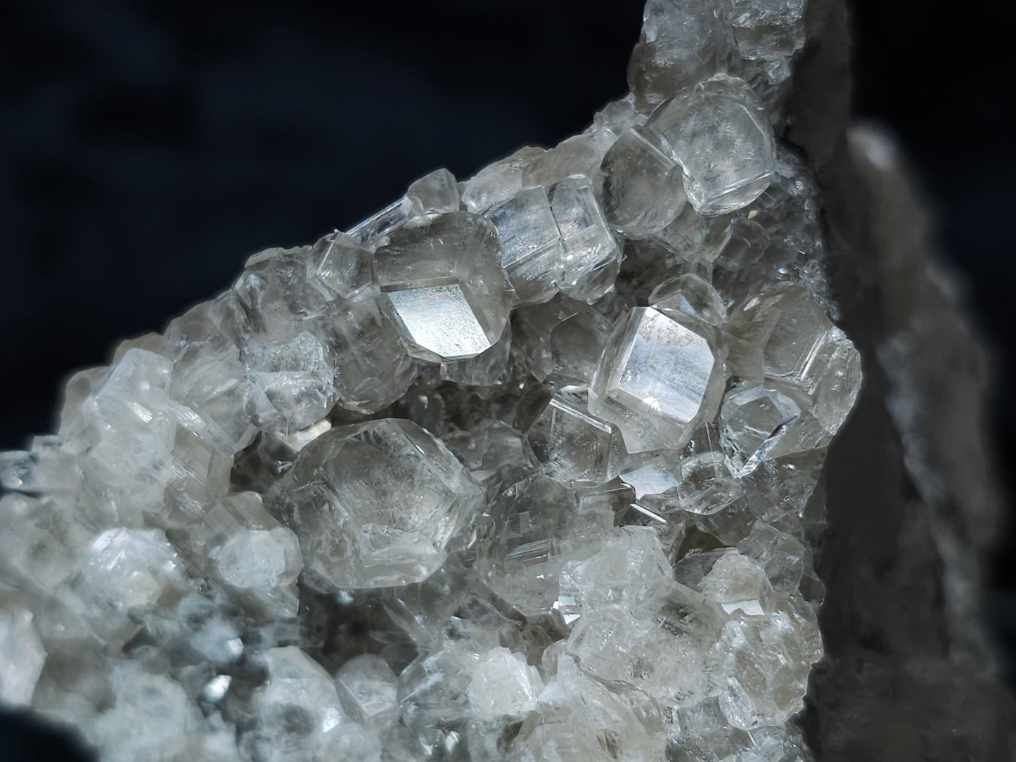 #33171 Super clear Nailhead Spar Calcite cluster with Chalcopyrite ore and multiple small fossils in the matrix