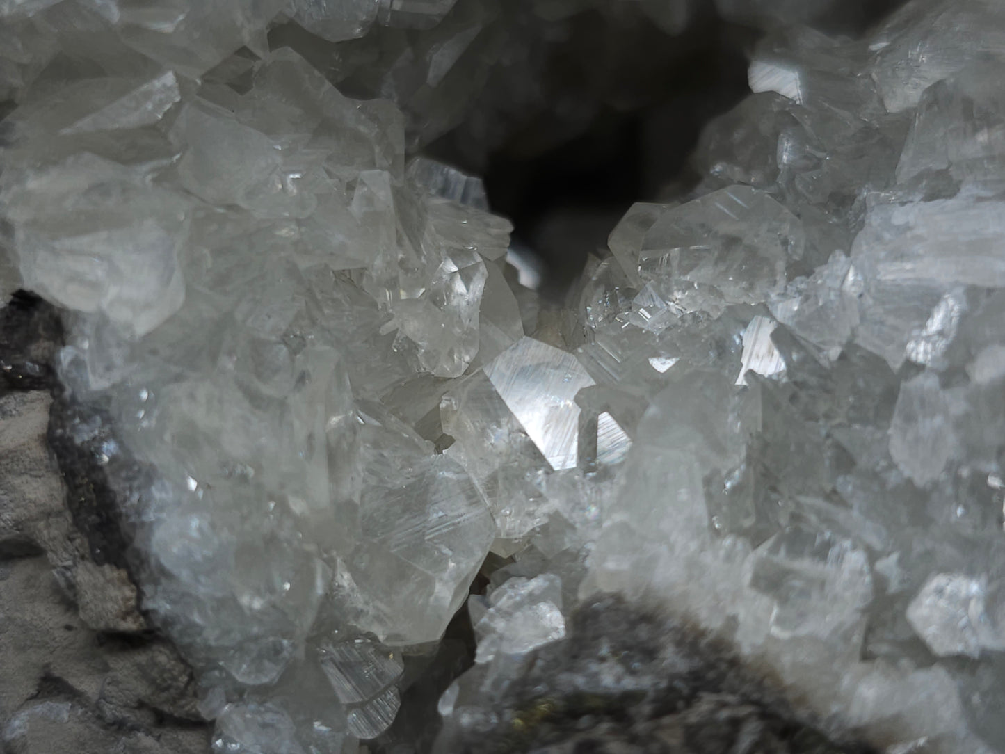 #33161 Super clear Nailhead Spar Calcite geode with Chalcopyrite ore and multiple small fossils in the matrix