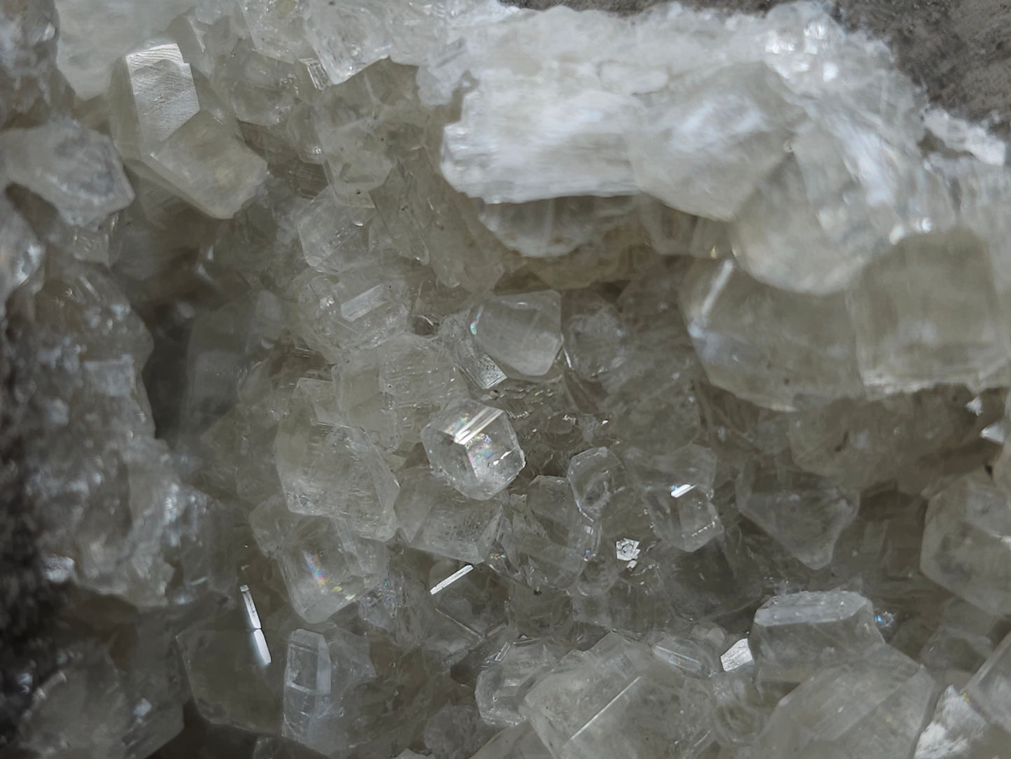 #33173 Special clear Nailhead Spar Calcite cluster with Chalcopyrite ore and multiple small fossils in the matrix