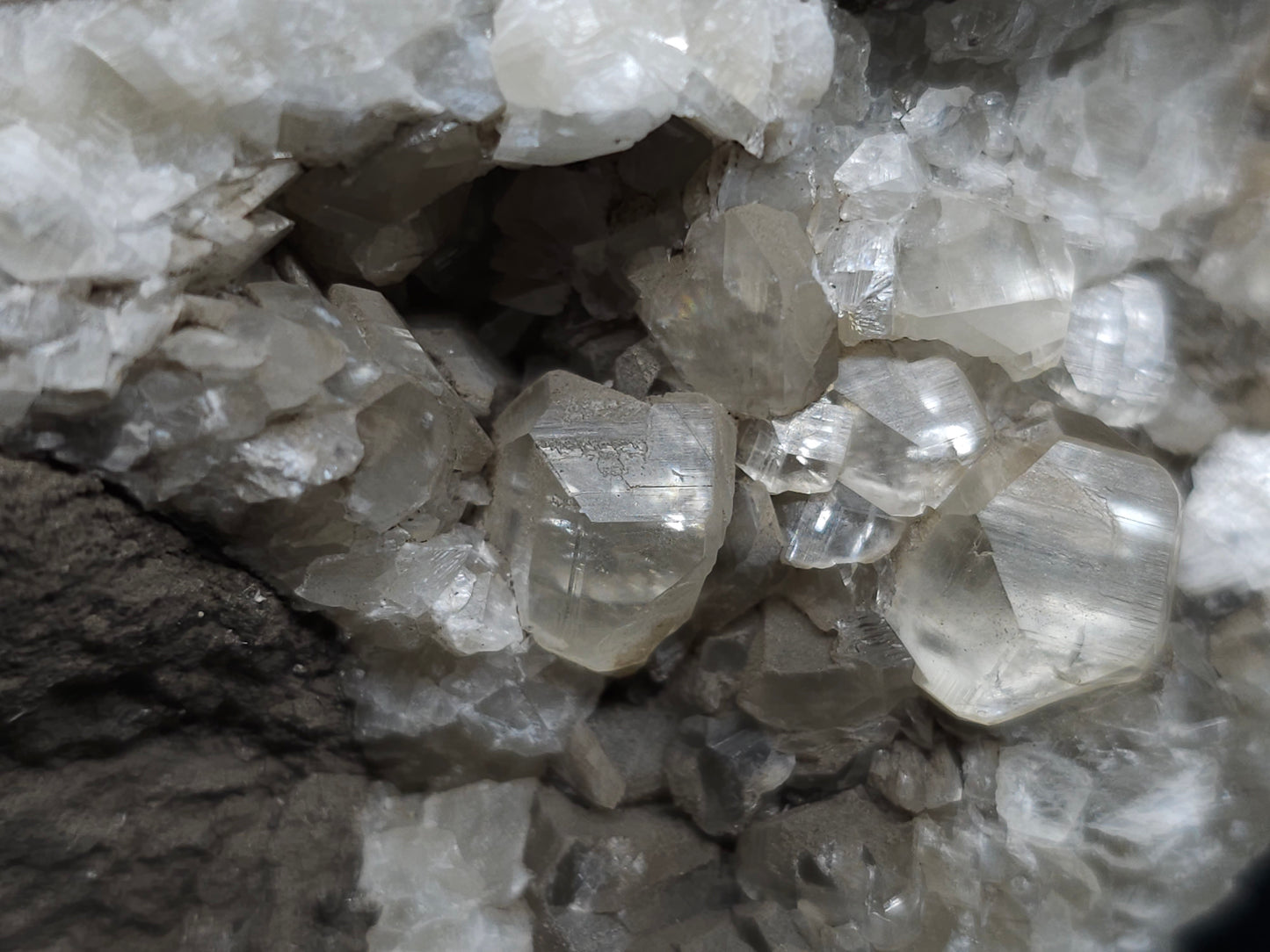 #33176 Special clear Nailhead Spar Calcite cluster with Chalcopyrite ore and multiple small fossils in the matrix