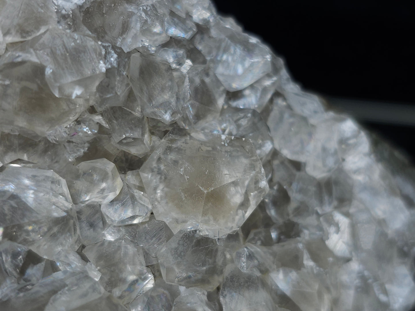 #33179 Special clear Nailhead Spar Calcite cluster with Chalcopyrite ore and multiple small fossils in the matrix