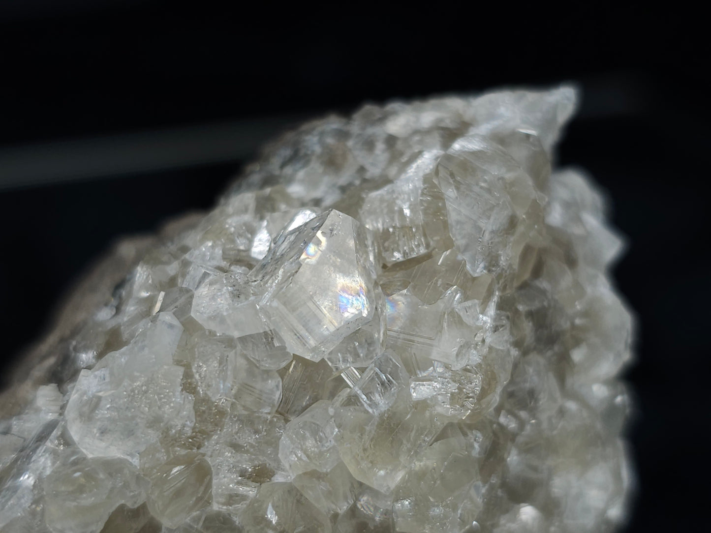 #33180 Special clear Nailhead Spar Calcite cluster with Chalcopyrite ore and multiple small fossils in the matrix