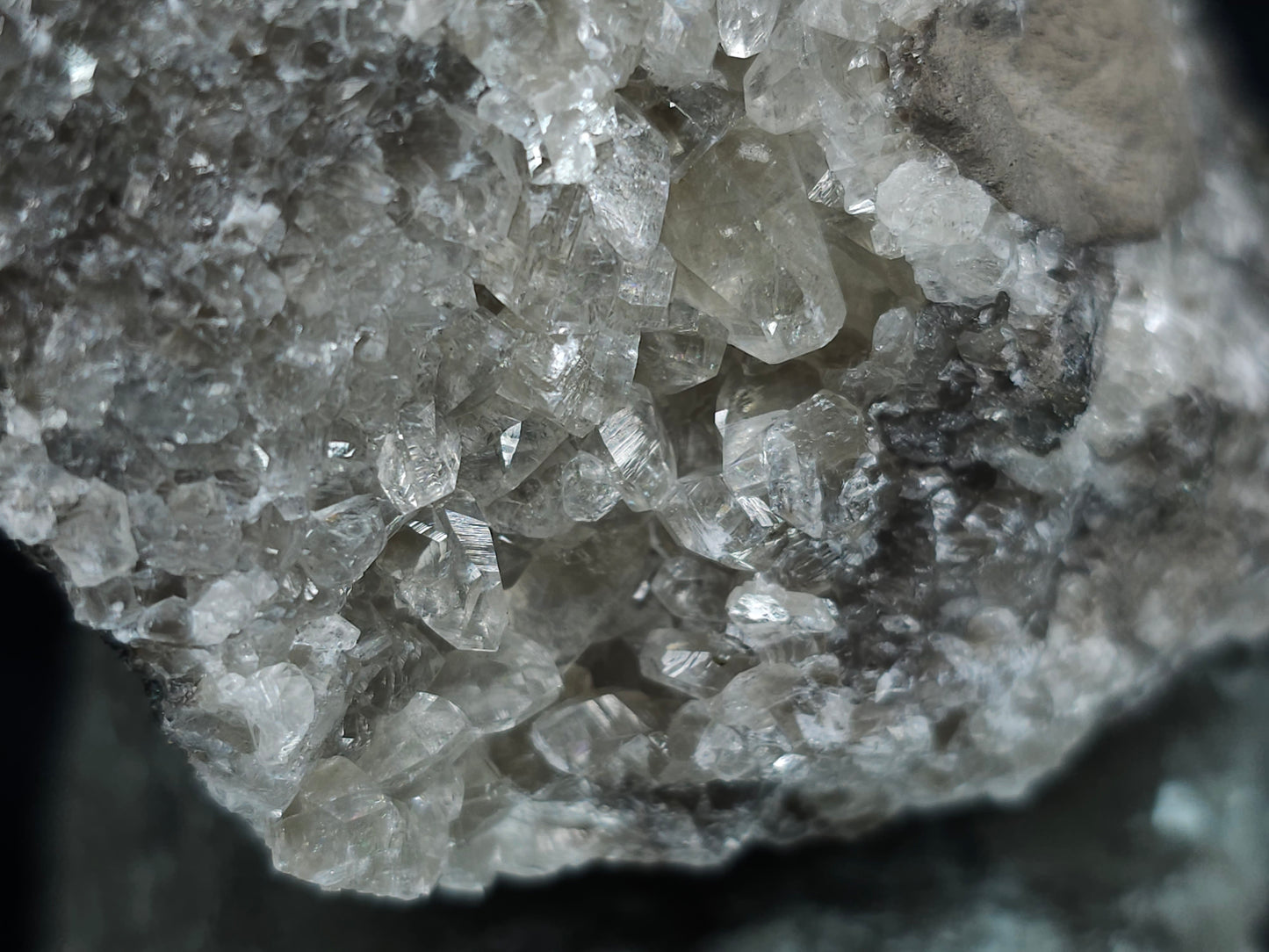 #33183 Special clear Nailhead Spar Calcite cluster with Chalcopyrite ore and multiple small fossils in the matrix