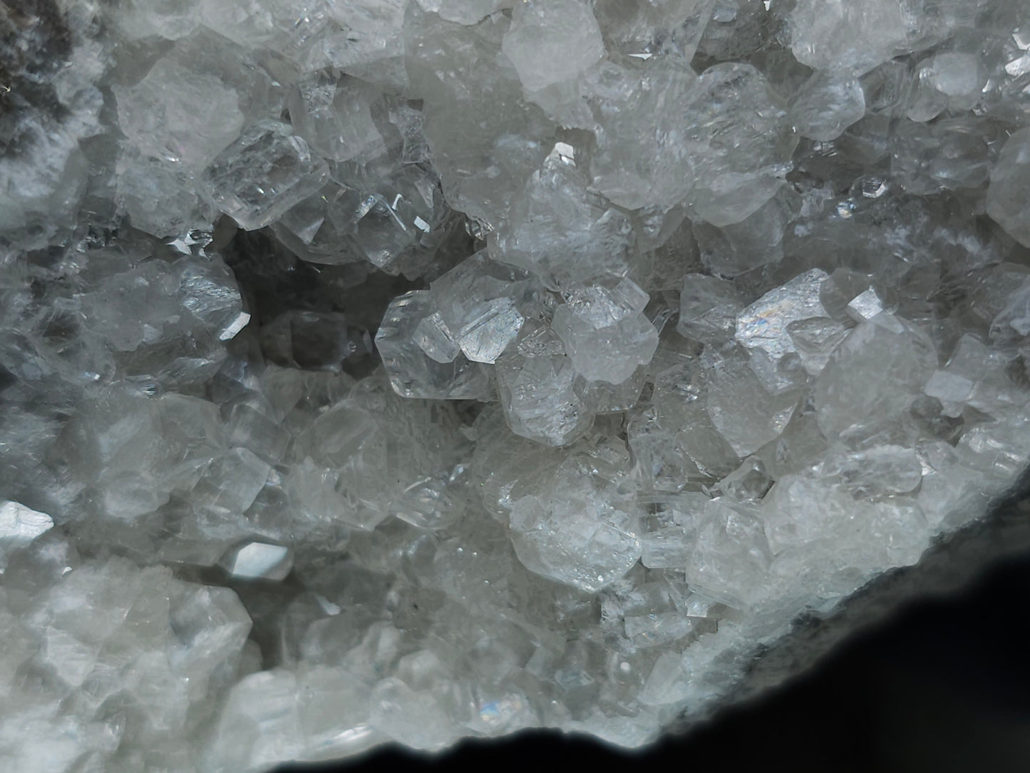 #33185 Special clear Nailhead Spar Calcite cluster with Chalcopyrite ore and multiple small fossils in the matrix