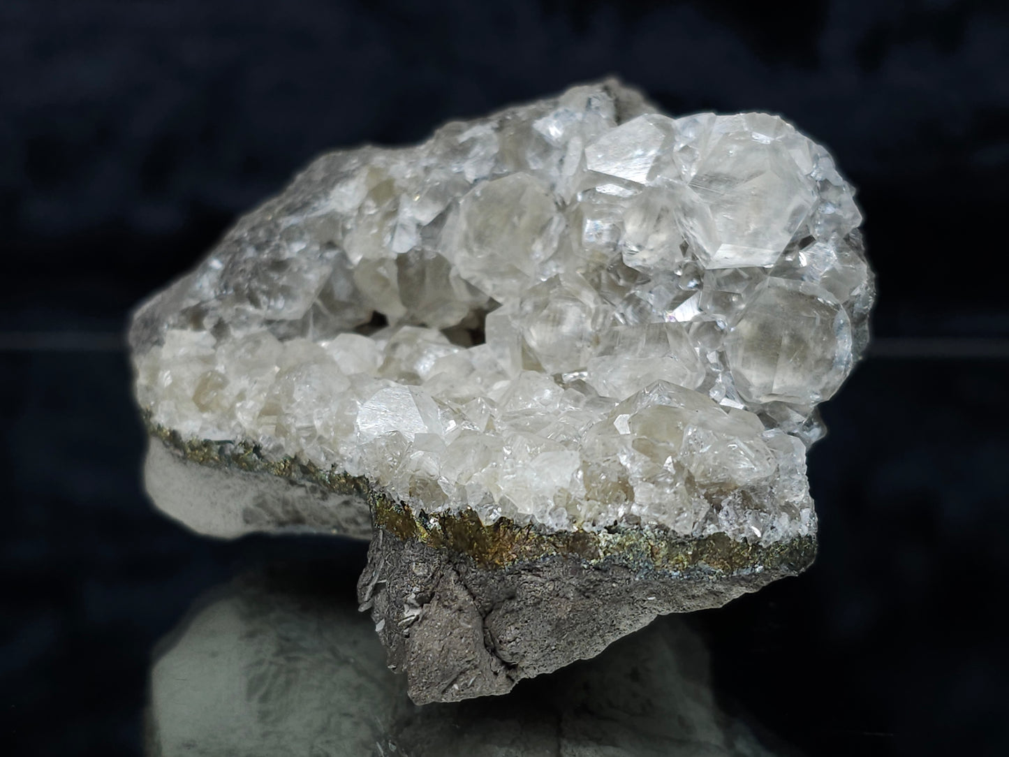 #33187 Special clear Nailhead Spar Calcite cluster with Chalcopyrite ore and multiple small fossils in the matrix