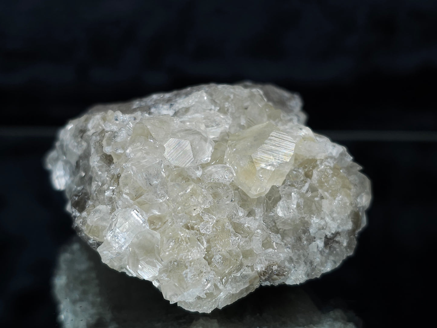 #33189 Special clear Nailhead Spar Calcite cluster with Chalcopyrite ore and multiple small fossils in the matrix