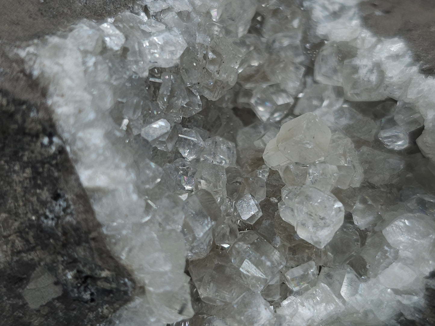 #33190 Special clear Nailhead Spar Calcite cluster with Chalcopyrite ore and multiple small fossils in the matrix