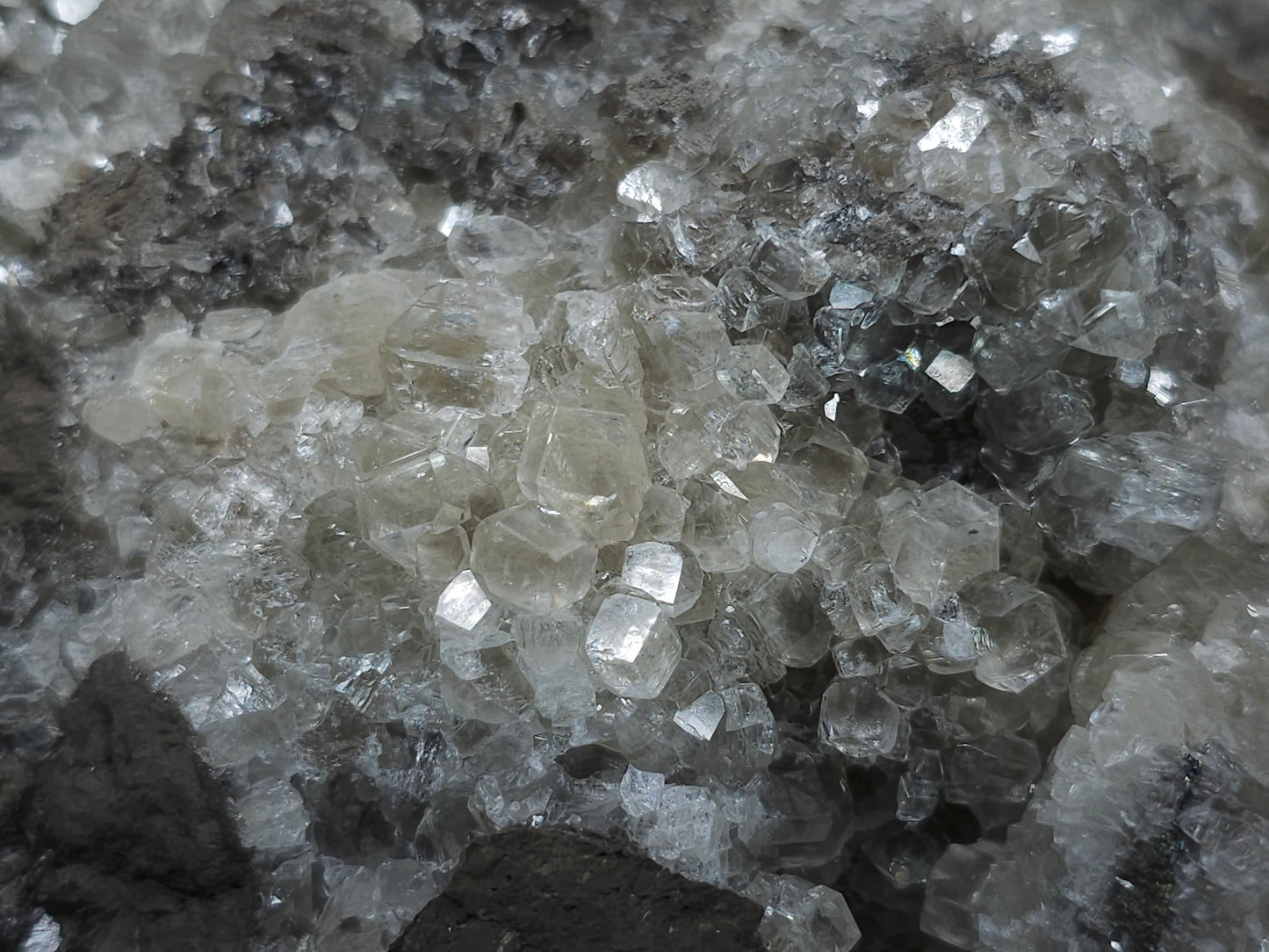 #33194 Special clear Nailhead Spar Calcite cluster with Chalcopyrite ore and multiple small fossils in the matrix
