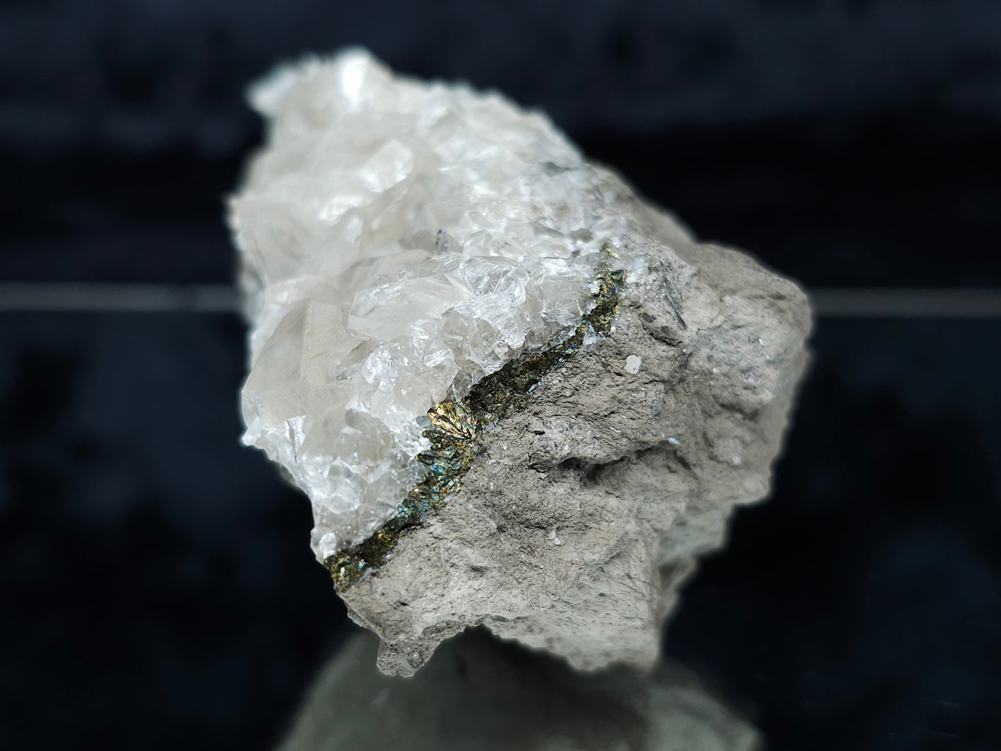 #33202 Super clear Nailhead Spar Calcite cluster and Chalcopyrite ore and multiple small fossils in the matrix