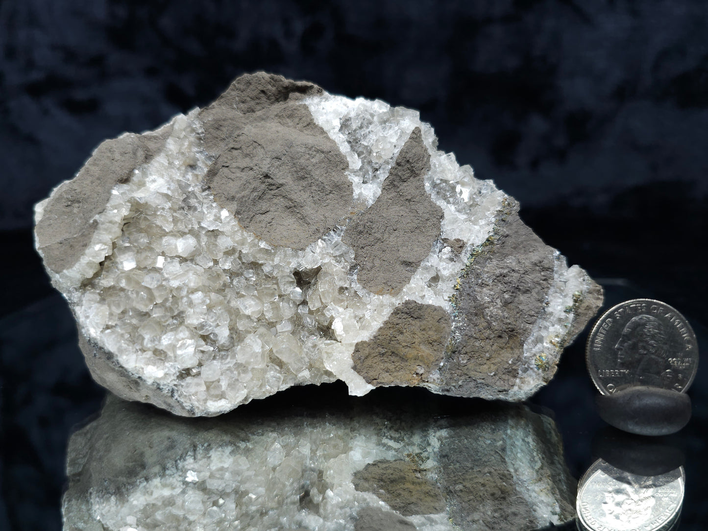 #33205 Super clear Nailhead Spar Calcite geode and Chalcopyrite ore and multiple small fossils in the matrix
