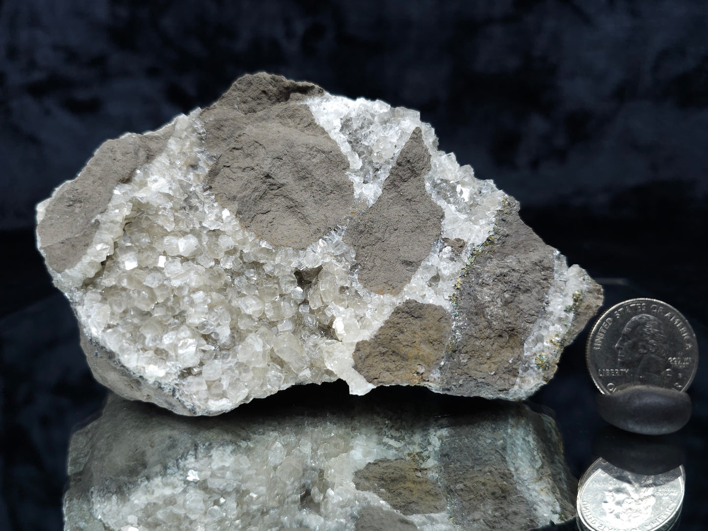 #33205 Super clear Nailhead Spar Calcite geode and Chalcopyrite ore and multiple small fossils in the matrix
