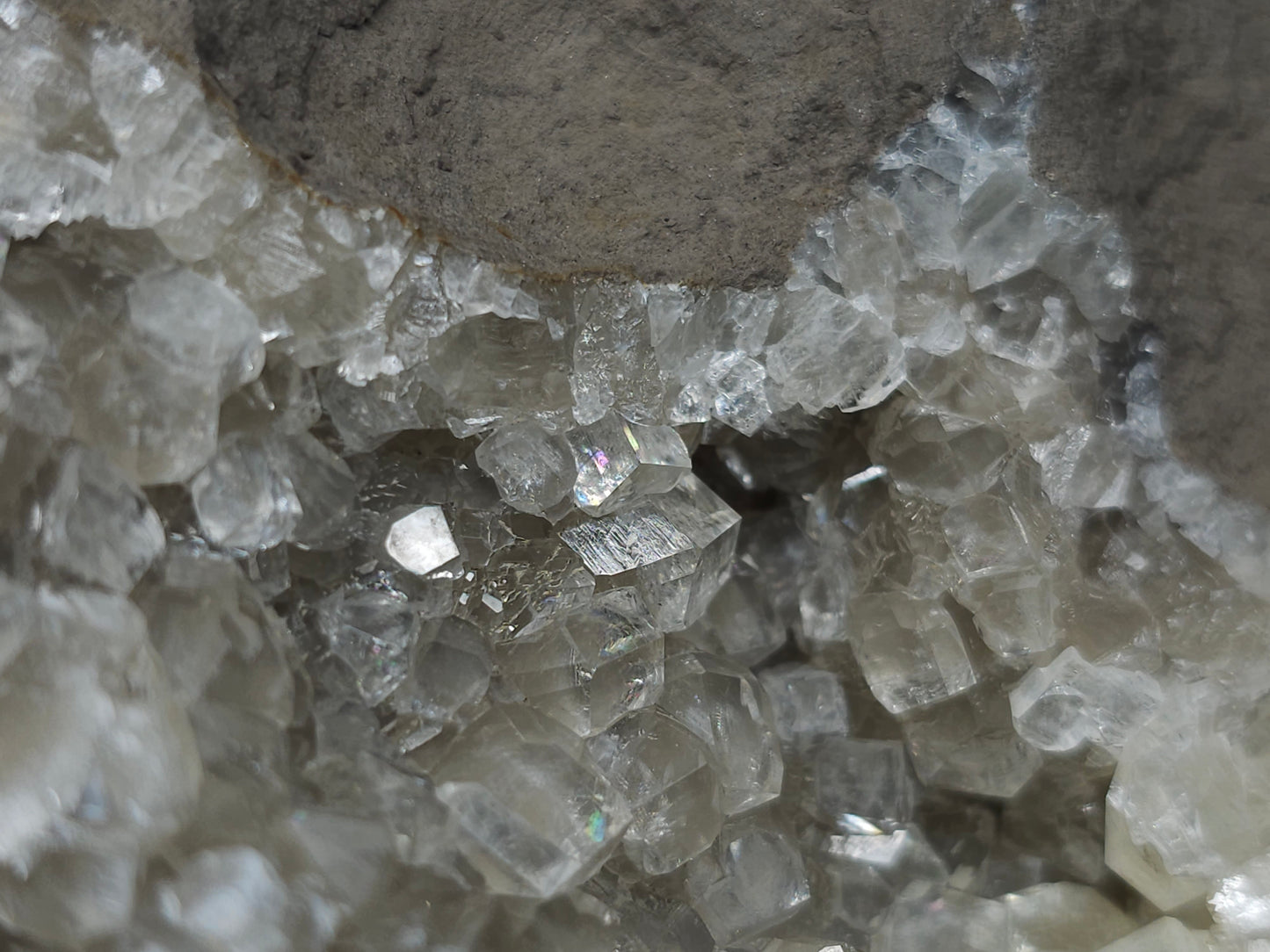 #33205 Super clear Nailhead Spar Calcite geode and Chalcopyrite ore and multiple small fossils in the matrix