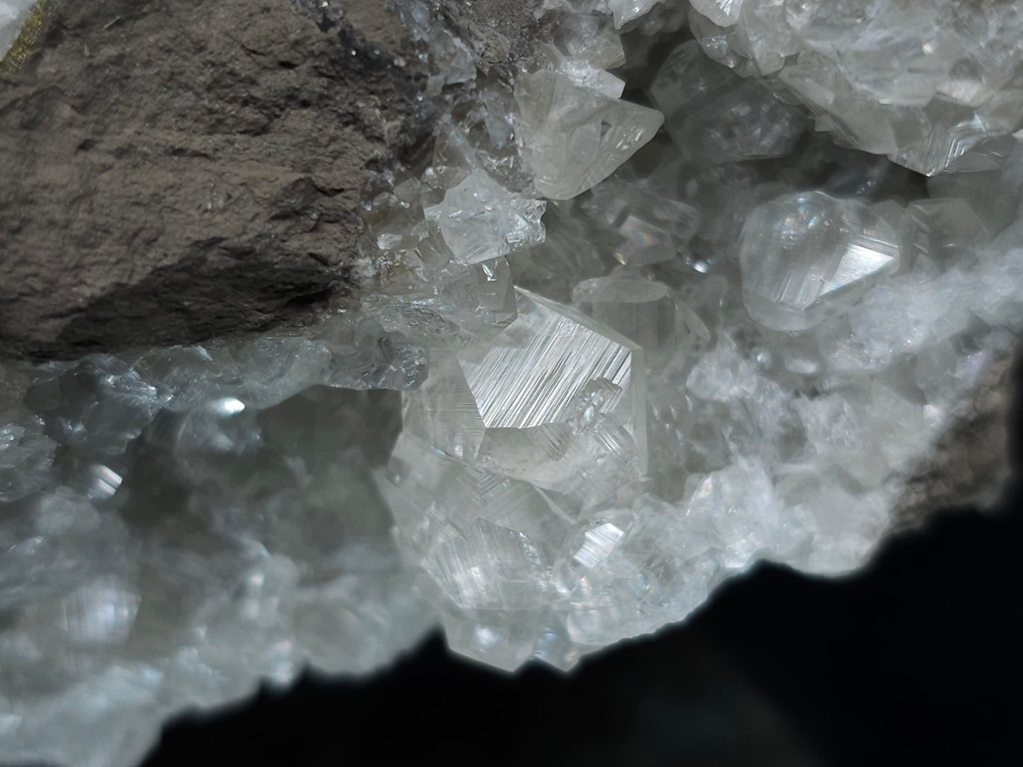 #33216 Super clear Nailhead Spar Calcite geode and Chalcopyrite ore and multiple small fossils in the matrix