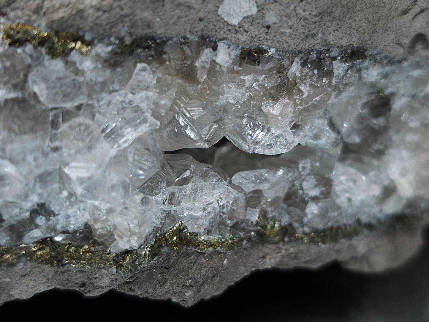 #33219 Super clear Nailhead Spar Calcite cluster and Chalcopyrite ore and multiple small fossils in the matrix