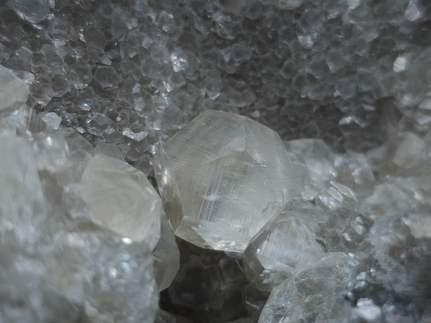 #33220 Super clear Nailhead Spar Calcite cluster and Chalcopyrite ore and multiple small fossils in the matrix