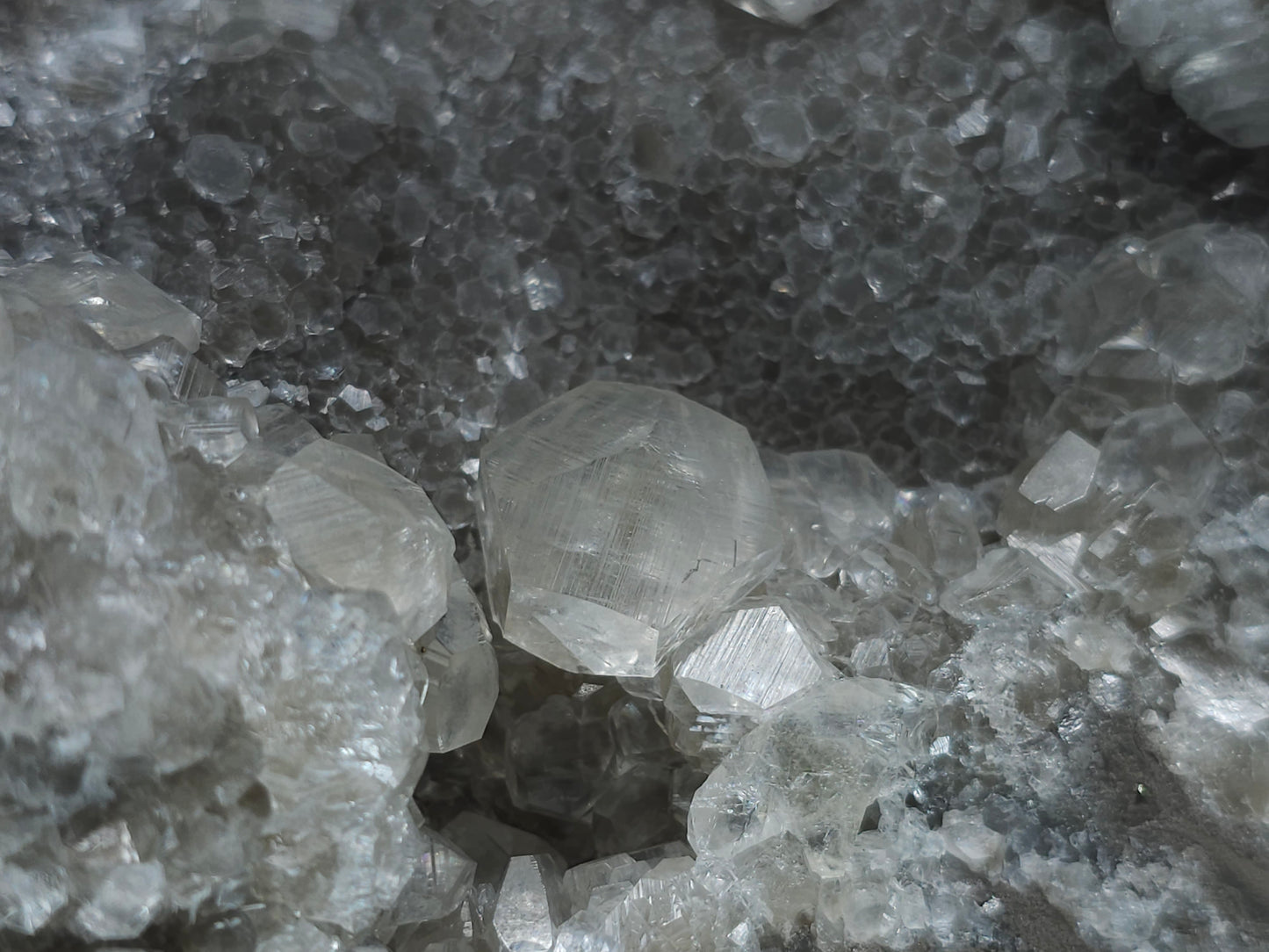 #33220 Super clear Nailhead Spar Calcite cluster and Chalcopyrite ore and multiple small fossils in the matrix