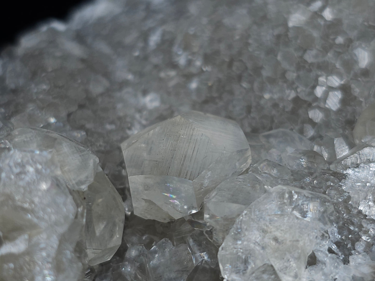 #33220 Super clear Nailhead Spar Calcite cluster and Chalcopyrite ore and multiple small fossils in the matrix