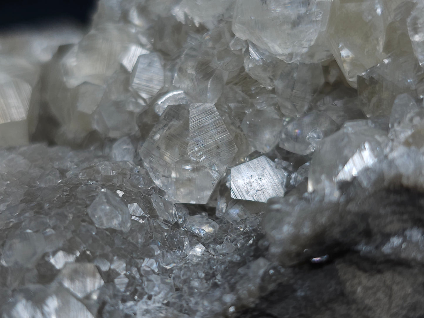 #33220 Super clear Nailhead Spar Calcite cluster and Chalcopyrite ore and multiple small fossils in the matrix