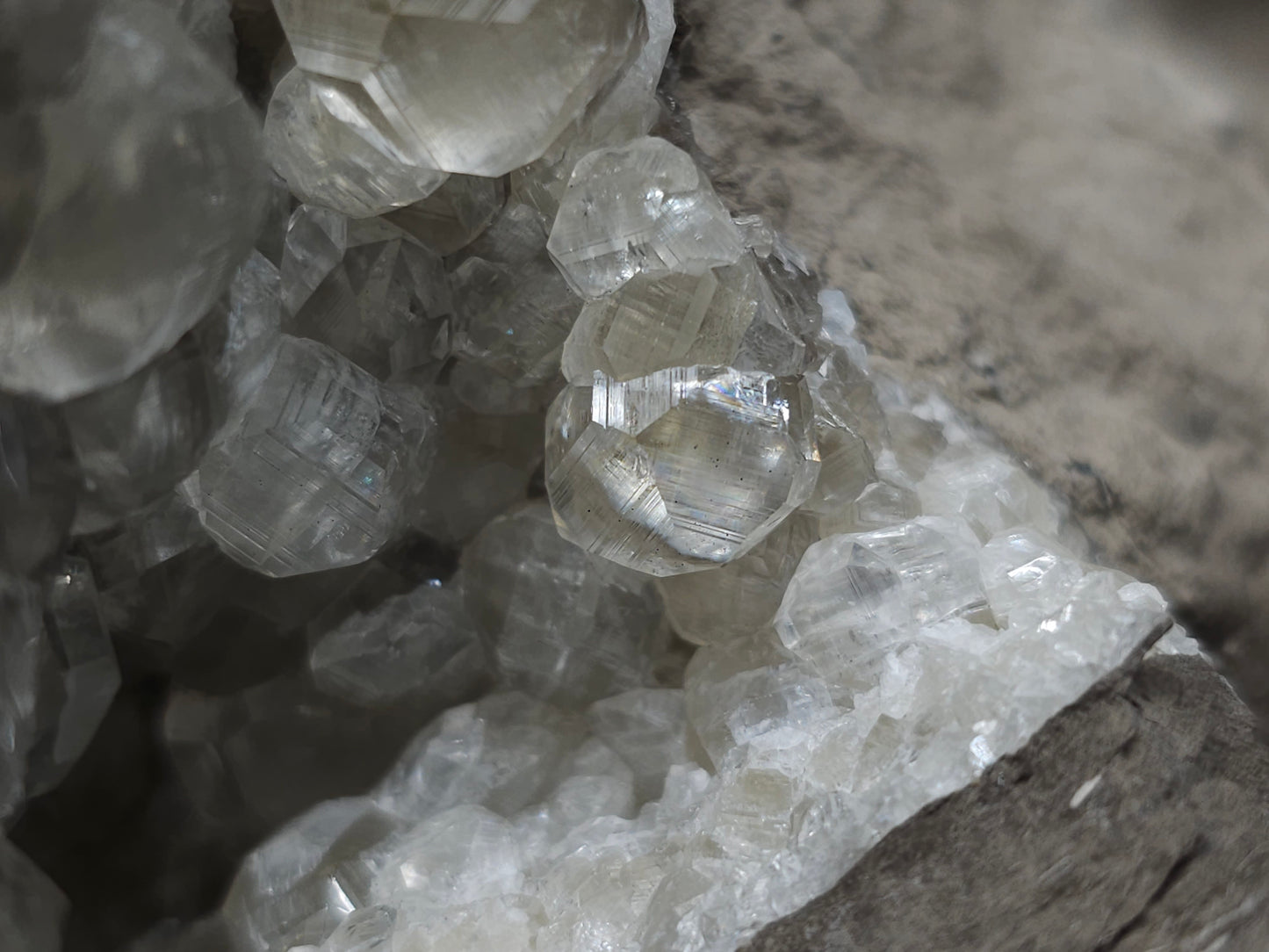 #33221 Super clear Nailhead Spar Calcite geode and Chalcopyrite ore and multiple small fossils in the matrix