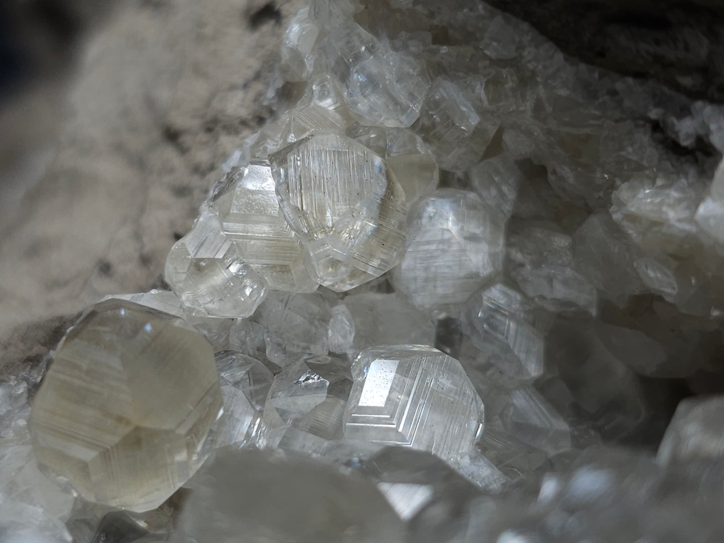 #33221 Super clear Nailhead Spar Calcite geode and Chalcopyrite ore and multiple small fossils in the matrix