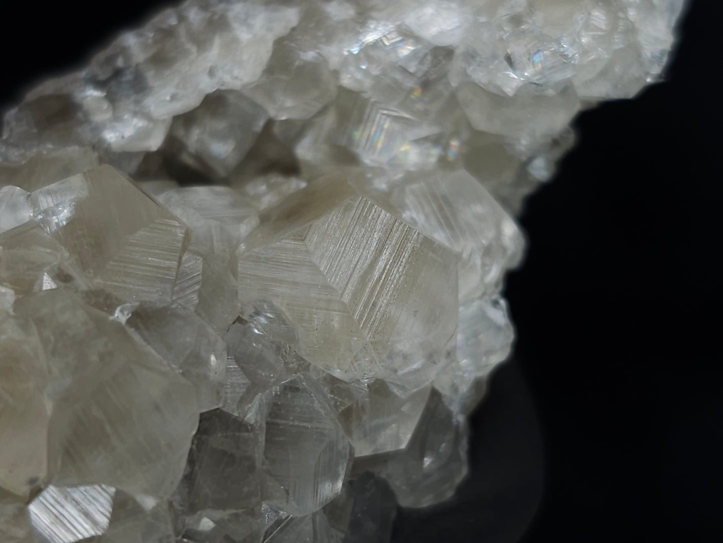 #33986 Super clear Nailhead Spar Calcite cluster and Chalcopyrite ore and multiple small fossils in the matrix