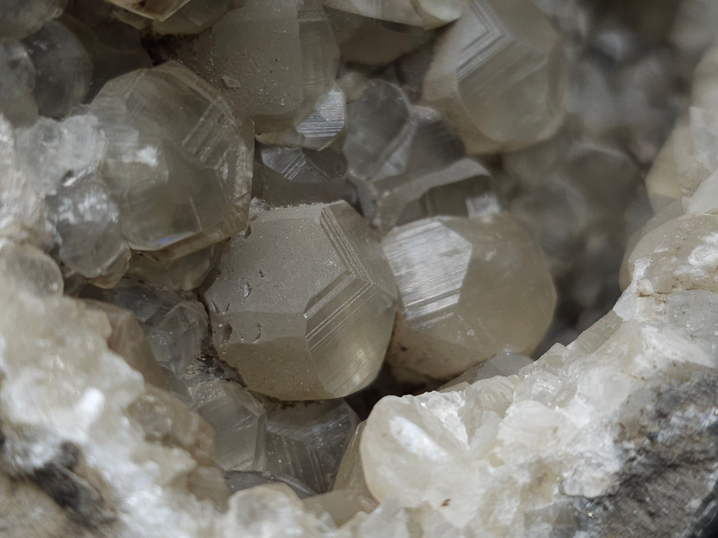 #33977 Super clear Nailhead Spar Calcite geode and Chalcopyrite ore and multiple small fossils in the matrix